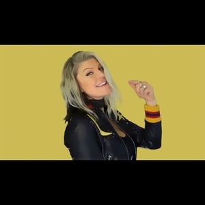 Meet your Posher, Robin